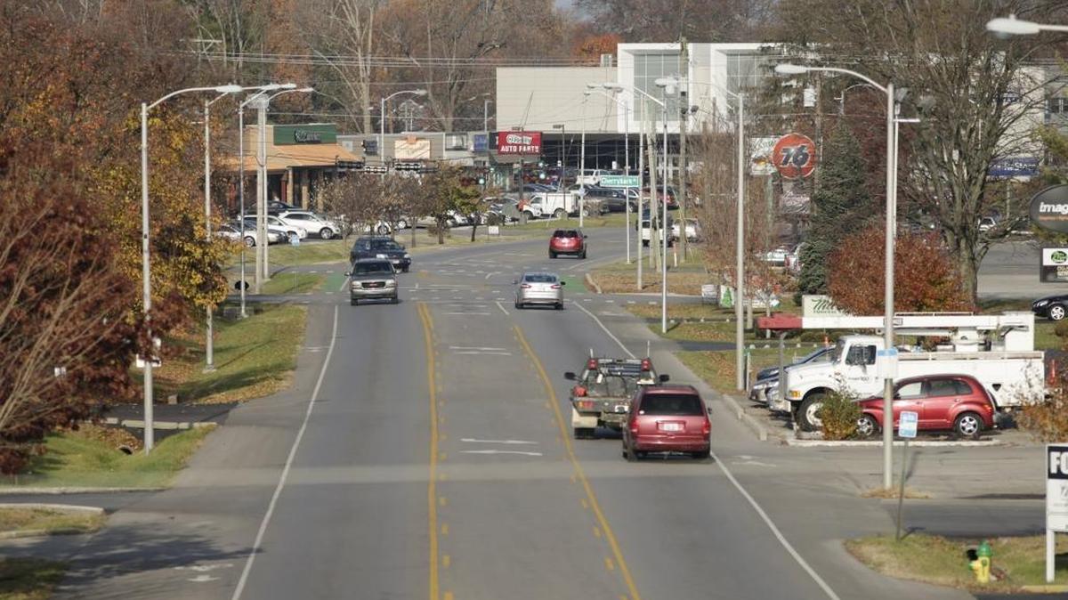 A view of Southland Drive in Lexington on Dec. 2. A group of University of Kentucky design and landscape architecture students are designing a “pop up” space for Southland Drive in efforts to make the corridor more pedestrian-friendly.