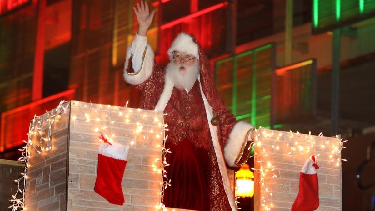 Santa Claus graced the 2016 Lexington Christmas Parade.