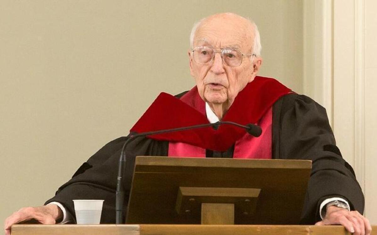 Wayne Bell in 2013, at the last service in the Sanders Chapel before Lexington Theological Seminary moved from South Limestone to its current campus at Lexington Green Circle.