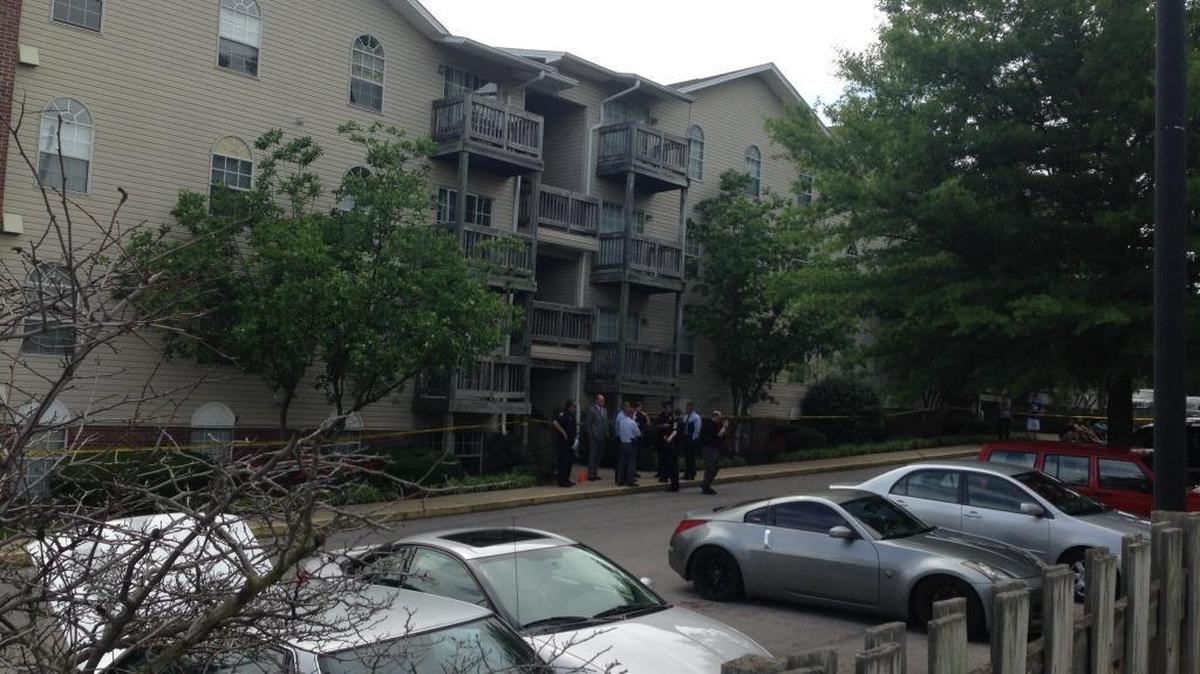 Residents in one of the apartments in the 1000 block of South Broadway said they heard yelling and multiple gunshots. Two were wounded.