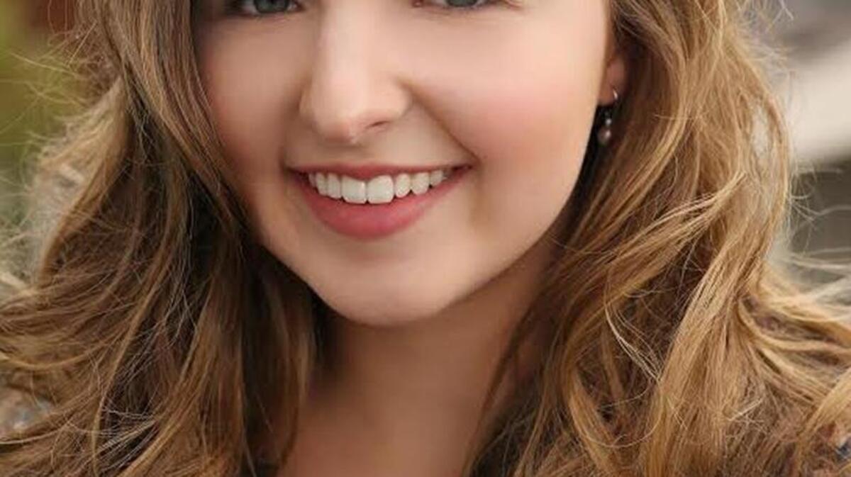 Allie Harris