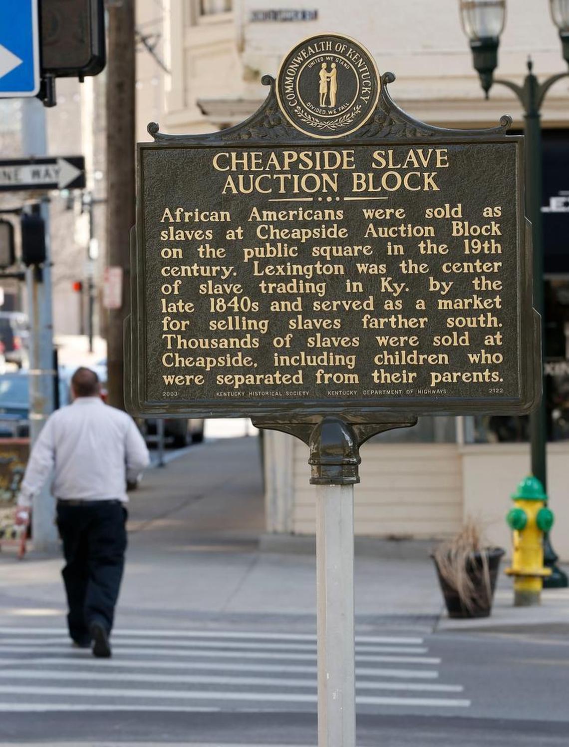 A historical marker about slavery in Lexingotn has been reinstalled at the old Fayette County Courthouse at the corner of West Short Street and North Upper Street. The marker, which used to be on the Cheapside Park side of the courthouse, was vandalized in 2015. It was removed and put in storage during the $32 million renovation and restoration of the courthouse.
