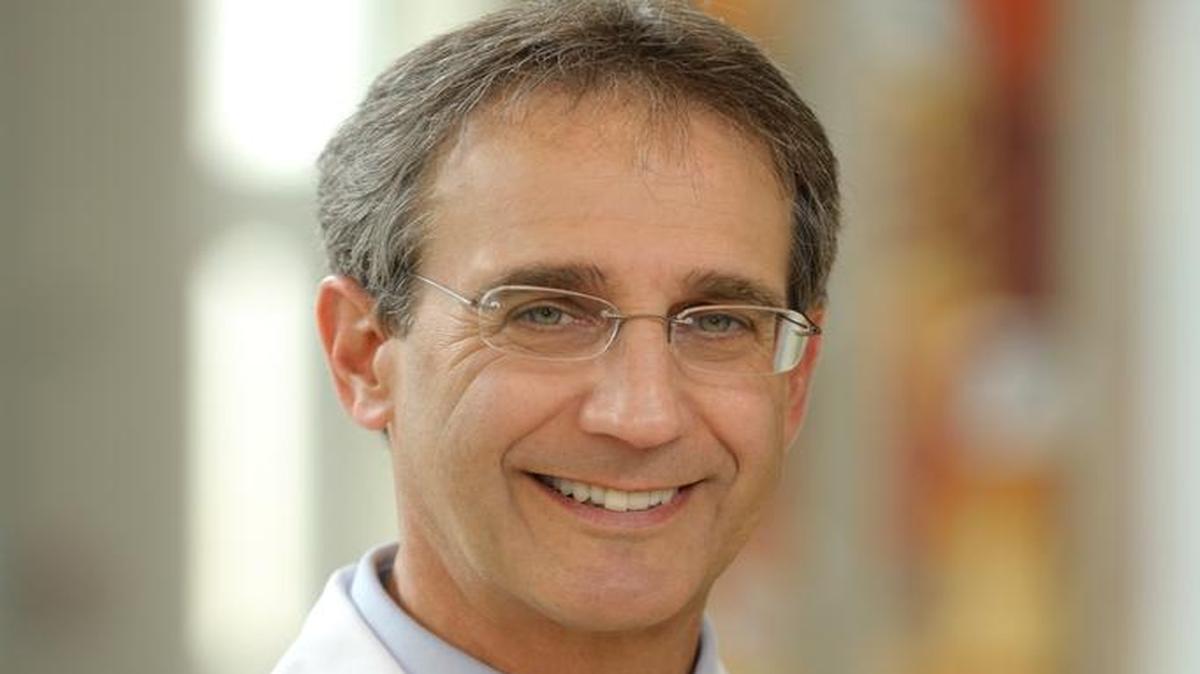 Dr. Larry Goldstein