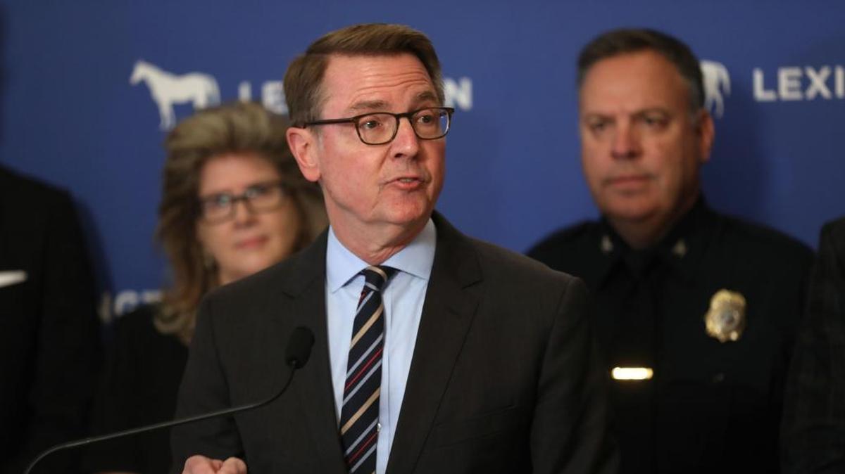 Mayor Jim Gray announces the filing of a lawsuit to hold wholesale drug distributors and manufacturers accountable for allegedly flooding the city with addictive pain pills on Nov. 9, 2017.