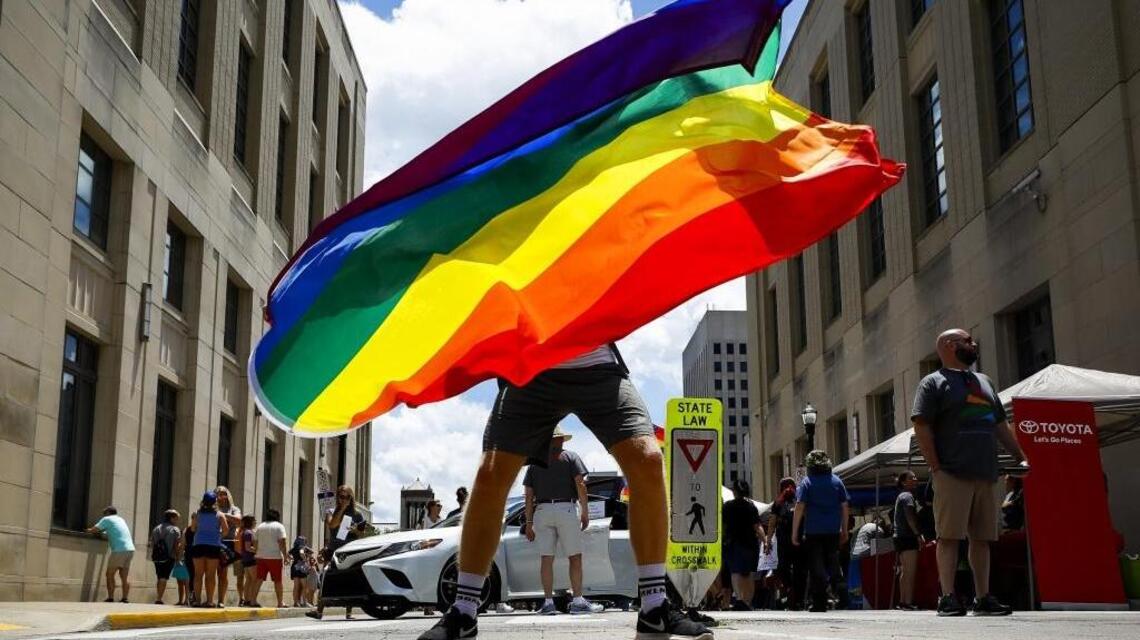 Woodford becomes first Kentucky county in 20 years to adopt fairness ordinance