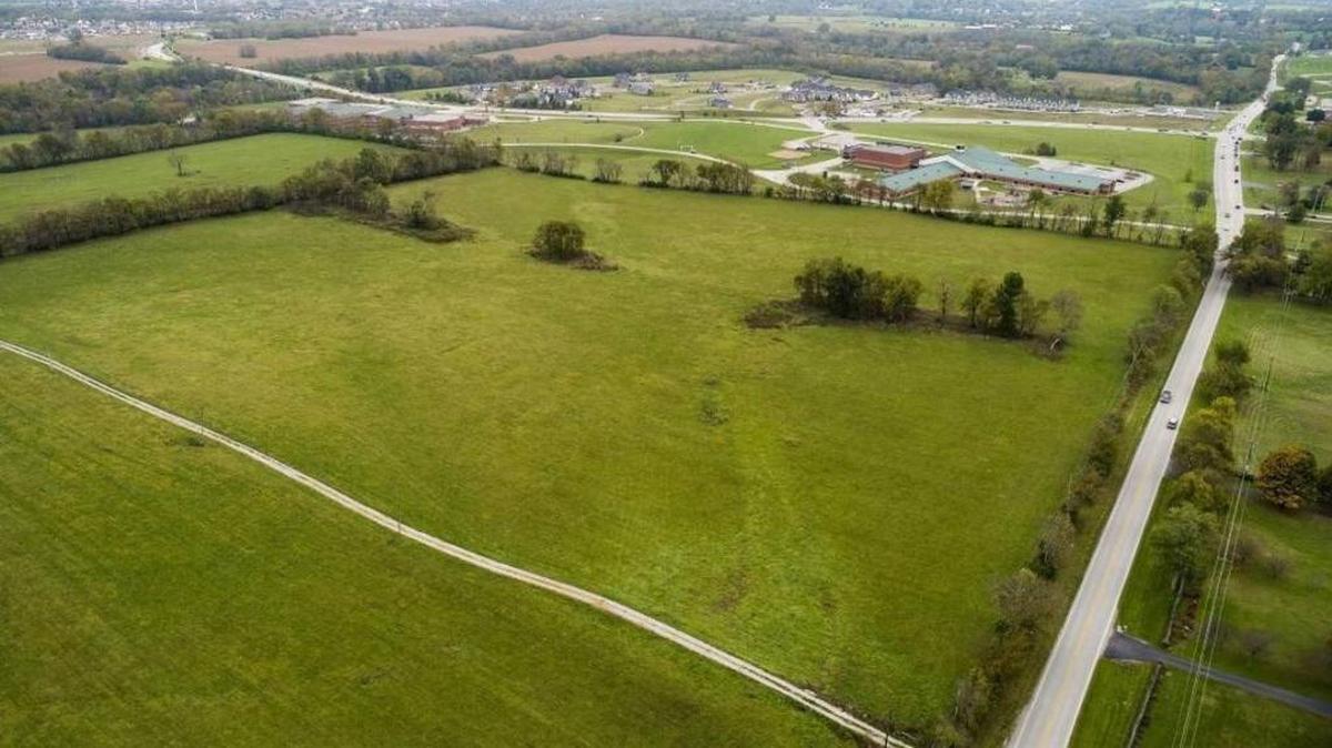 The plan to build about 450 homes off of U.S. 25 in Georgetown will be in the hands of the Georgetown City Council next month. The subdivision, planned to be developed by the Lexington-based real estate company HSC Ventures, will be located off U.S. 25 near Royal Spring Middle and Anne Mason Elementary schools on about 100 acres of farmland. Preliminary costs for the homes would be in the $165,000 to $350,000 range.