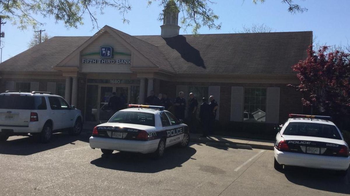 Lexington police investigated the Monday morning robbery of the Fifth Third Bank at 1680 Bryan Station Road.