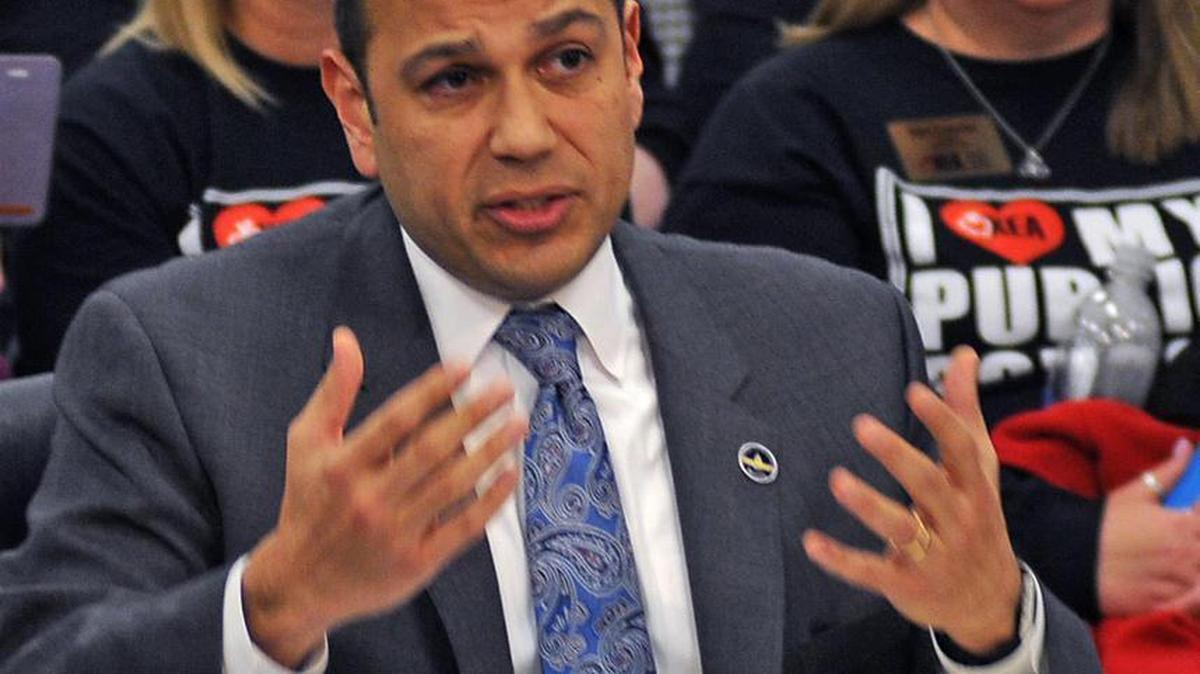 State Sen. Ralph Alvarado, R-Winchester.