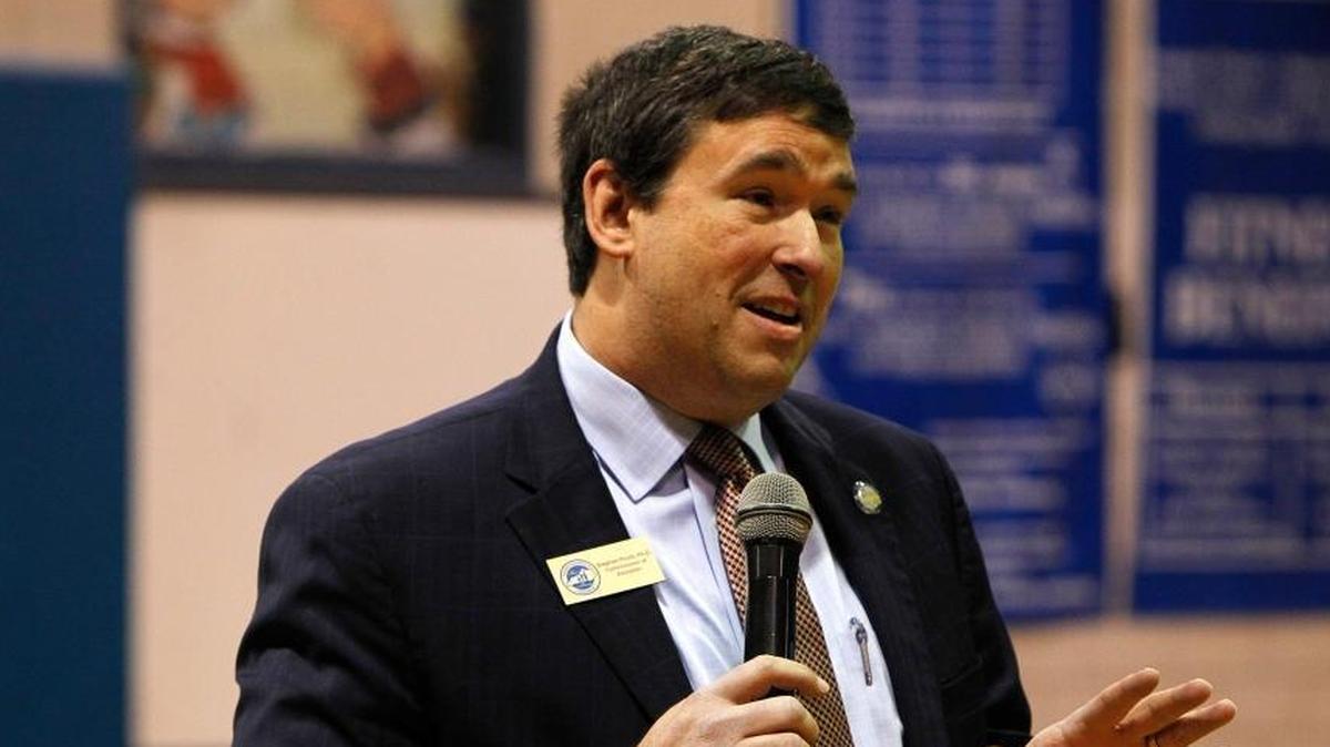 Kentucky Education Commissioner Stephen Pruitt said some school districts could be financially insolvent if the General Assembly approves Gov. Matt Bevin’s proposed budget cuts to K-12 education, totaling $220 million.