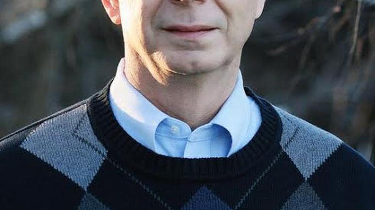 Lew Nicholls