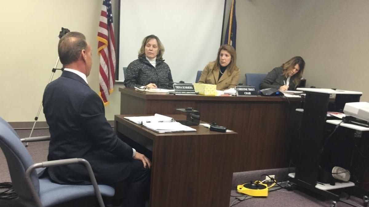 The Kentucky Alcoholic Beverage Control Board heard from opponents and proponents of its proposal to eliminate liquor license quotas.