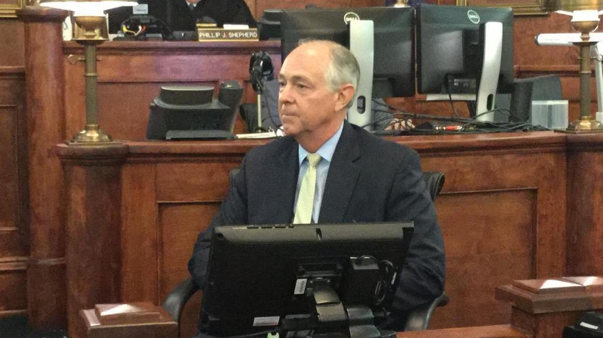 Thomas Elliott testified Wednesday in Franklin Circuit Court that he should be allowed to remain a member of the governing board of the Kentucky Retirement Systems.