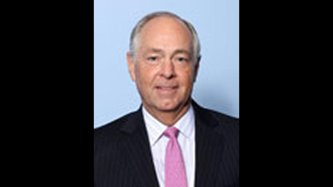 Thomas Elliott, bank VP and Beshear ‘close friend,’ among dead in Louisville shooting