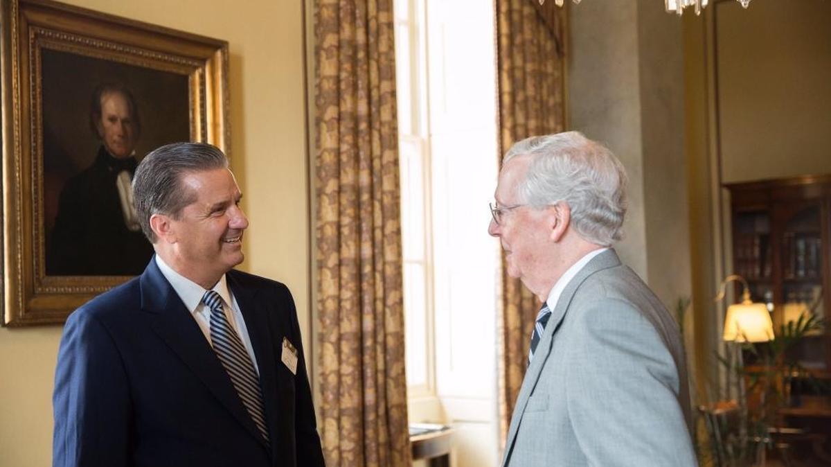 U.S. Sen. Mitch McConnell’s press office tweeted a photo of the Senate majority leader meeting Thursday with University of Kentucky Coach John Calipari on Capitol Hill.