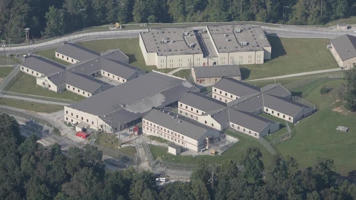 Lee Adjustment Center, a private prison in Lee County owned by CoreCivic Inc. of Nashville, started taking state inmates under contract with the Kentucky Department of Corrections in order to help relieve overcrowding at state prisons.