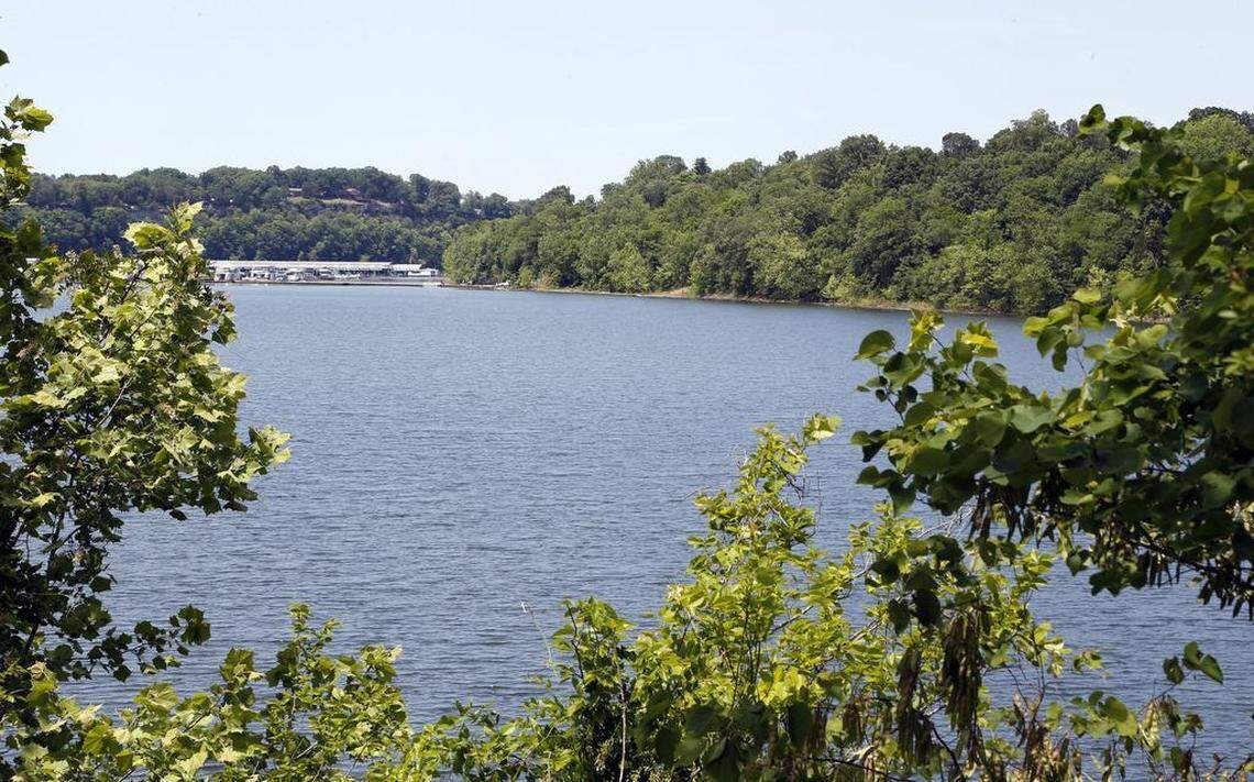 Kristin Branscum took "Top Chef" producers for an overnight visit at Lake Cumberland in Russell County, where they had fresh-caught fish on a private island and slept on a posh houseboat.