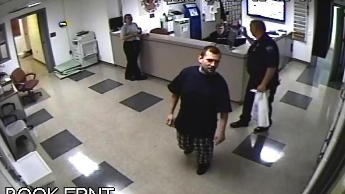 Kentucky man banished to Florida sues police, alleges harrowing ordeal