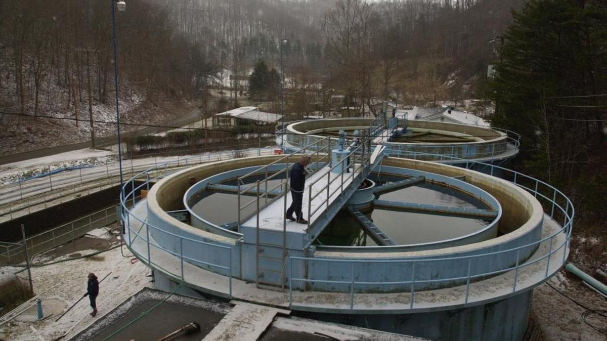 The treatment tanks at the Martin County Water District water treatment plant on Turkey Creek Road in Inez, Ky., Wednesday, January 25, 2001.