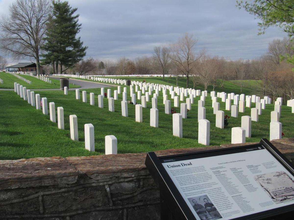 The Mill Springs Battlefield Association operates a visitor center and museum with displays about the January 1862 Civil War battle in Pulaski and Wayne counties. The center is adjacent to Mill Springs National Cemetery, which the federal government established in 1867 near the battlefield.
