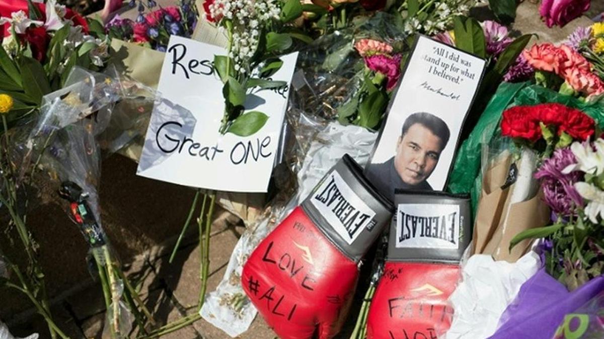 Mourners left flowers and mementos at the Muhammad Ali Center in Louisville, in honor of the Kentucky native who became a boxing legend, civil rights activist and international goodwill ambassador. Muhammad Ali will be buried today.