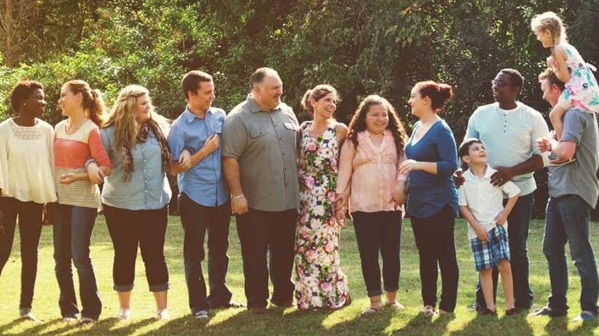 Chris and Alicia Johnson with their 10 children.