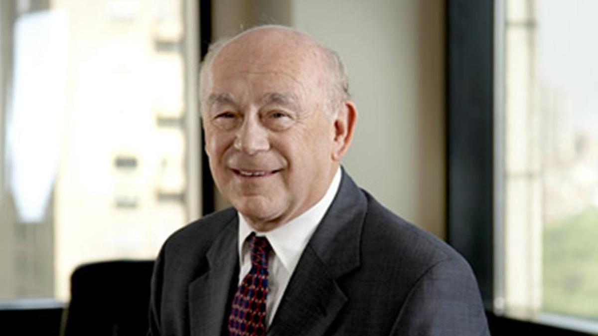 University of Kentucky alumnus Paul Chellgren announced on Oct. 18 a gift of $12 million to support undergraduate education. A dorm will also be renamed for Chellgren, a retired Ashland Inc. CEO and former UK trustee.