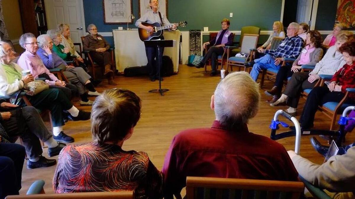 Musician Tom Green performed at a Best Friends Day Center in Jessamine County in this photo published in 2015.