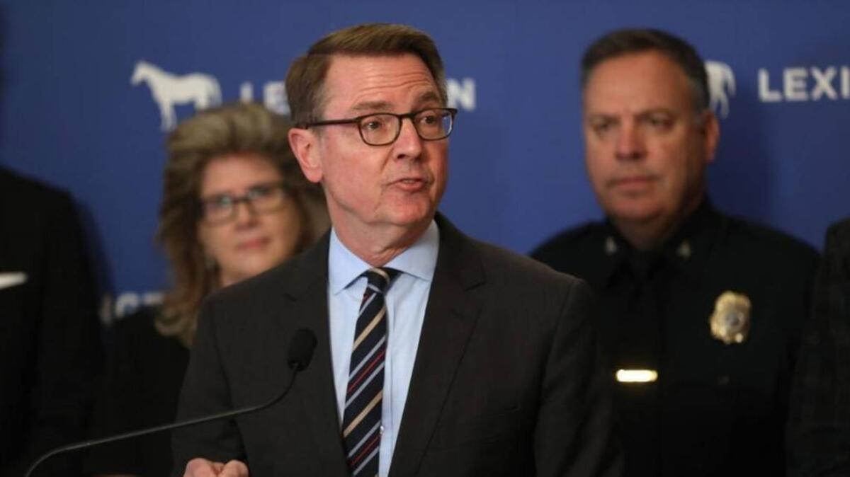 Mayor Jim Gray announced Nov. 9 the filing of a lawsuit to hold wholesale drug distributors and manufacturers accountable for allegedly flooding the city with addictive pain pill.