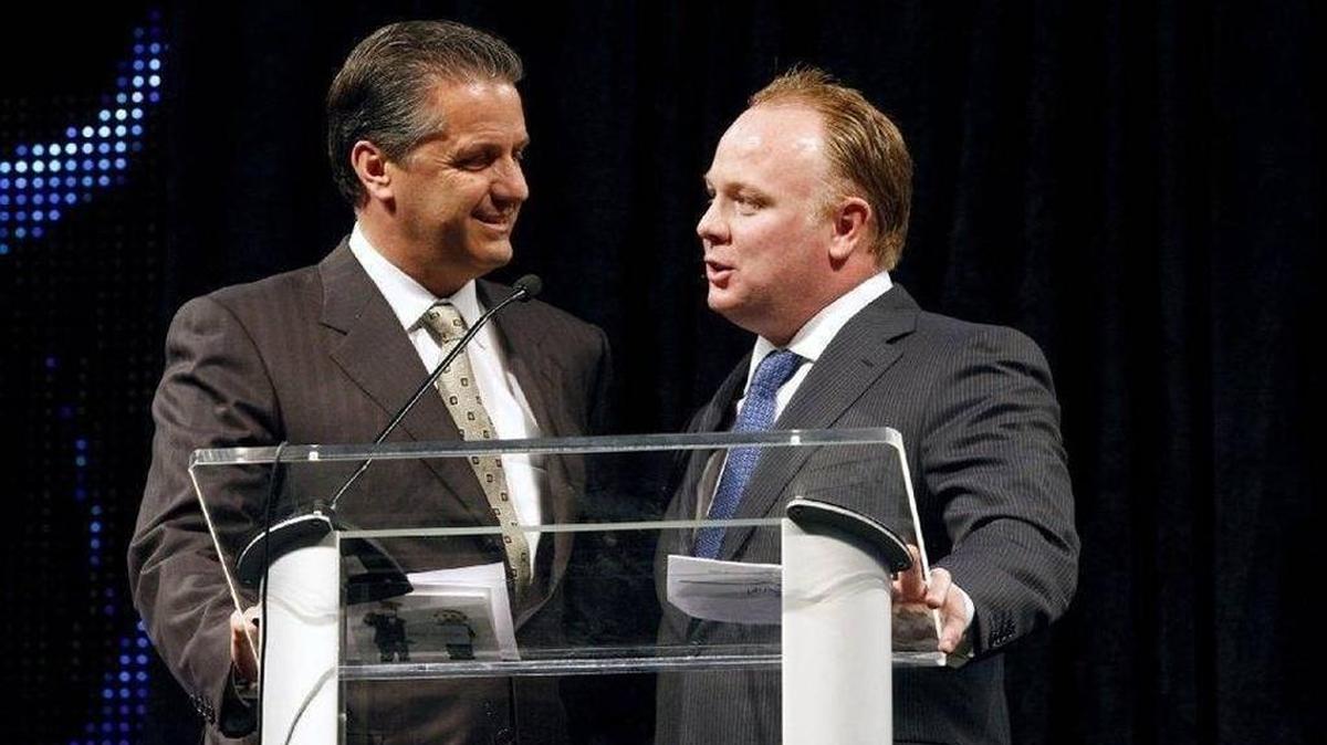 John Calipari, left, and Mark Stoops had a public tiff Thursday after the UK basketball coach told reporters in the Bahamas that Kentucky “is a basketball school” while teams that Wildcats football competes against, Alabama and Georgia, are “football schools.”