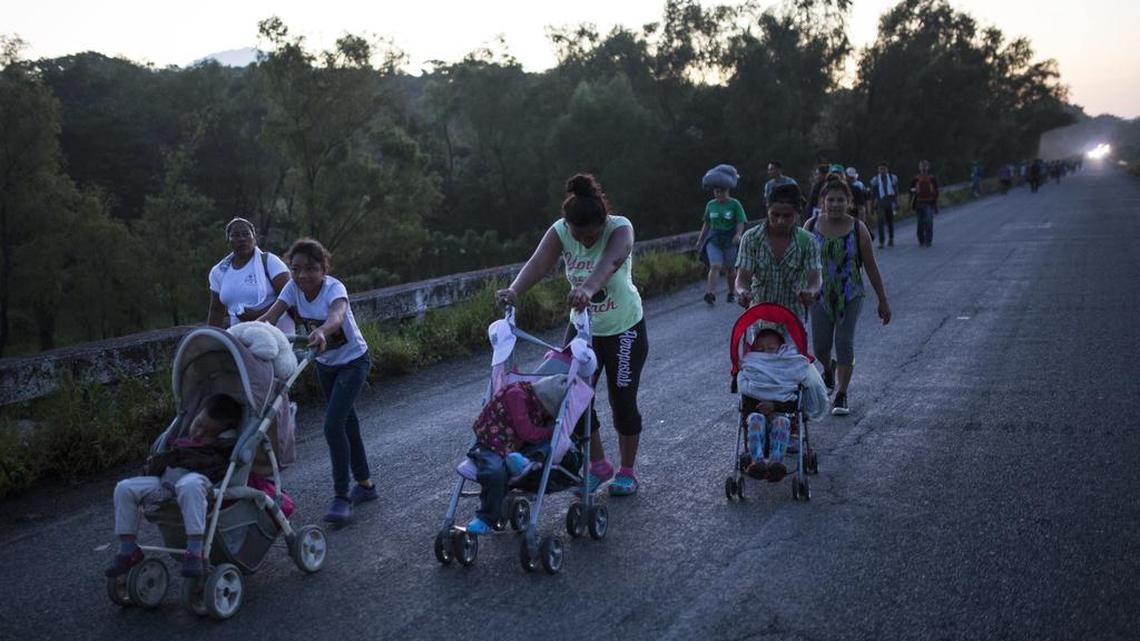 Trump considering blanket denial of asylum to Central American immigrants