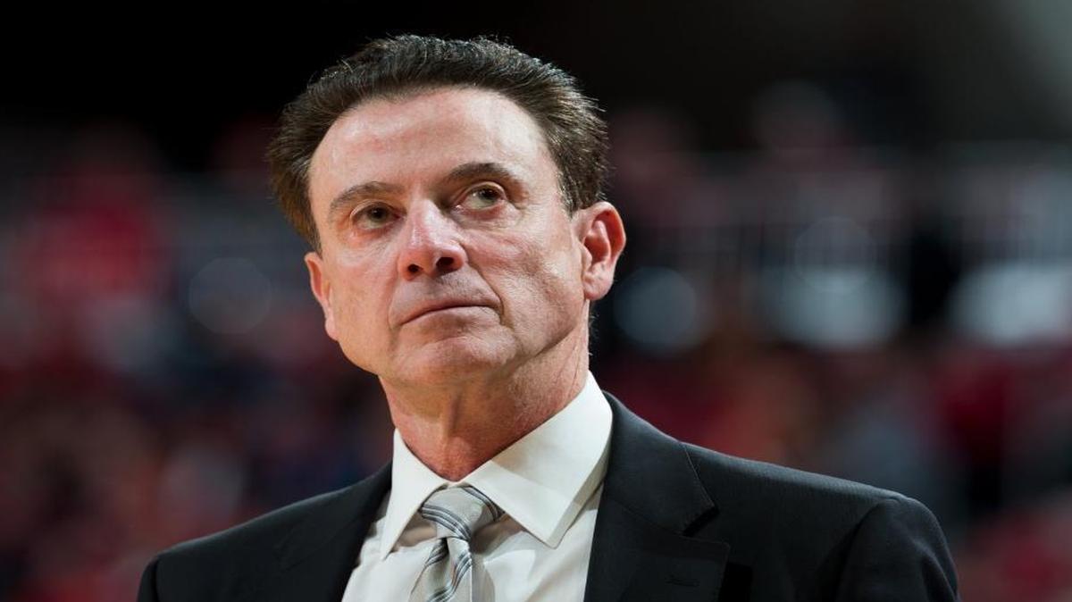 Louisville head coach Rick Pitino looks at the stat line on the scoreboard in the second half during his team’s game against Southern Illinois on Dec. 7, 2016.