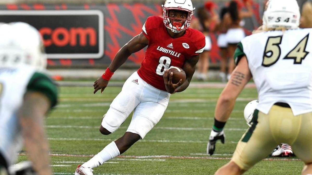 Louisville quarterback Lamar Jackson (8) carries against Charlotte during the first quarter of an NCAA college football game, Thursday, Sept. 1, 2016, in Louisville, Ky. (AP Photo/Timothy D. Easley)