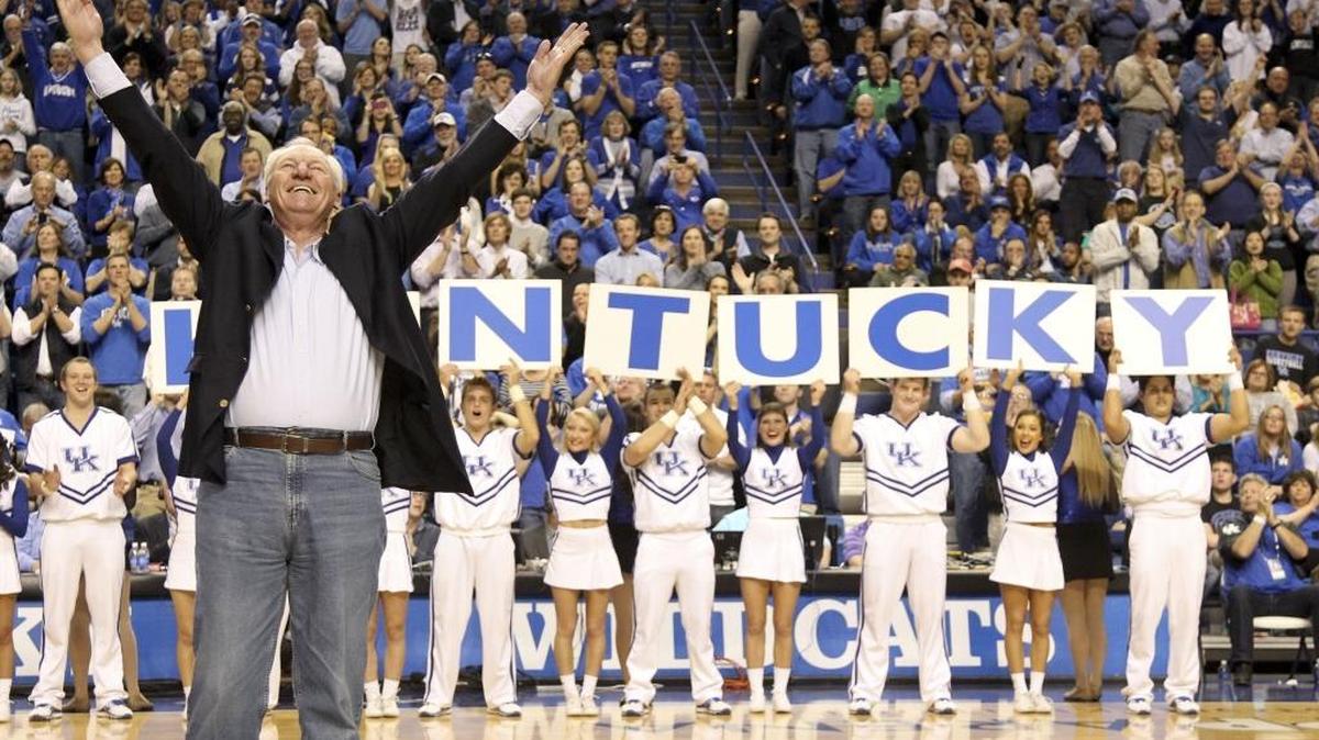 Former UK great Dan Issel, gave the "Y" as #18 Kentucky defeated LSU 77-76 in overtime on Saturday February 22, 2014.