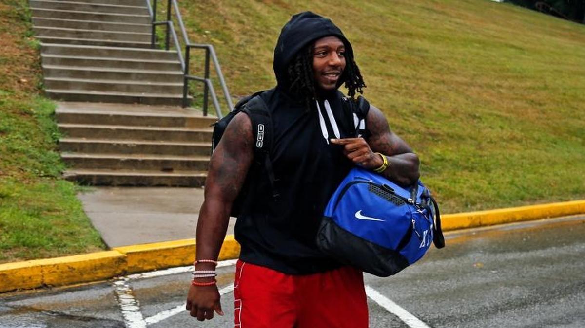 Pittsburgh Steelers linebacker Bud Dupree arrives for NFL football camp at the team training facility in Latrobe, Pa. on Thursday, July 28, 2016.
