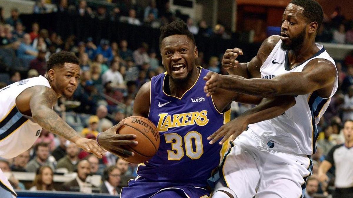 Julius Randle (30) has reportedly found a new NBA home after being allowed by the Los Angeles Lakers to become an unrestricted free agent.