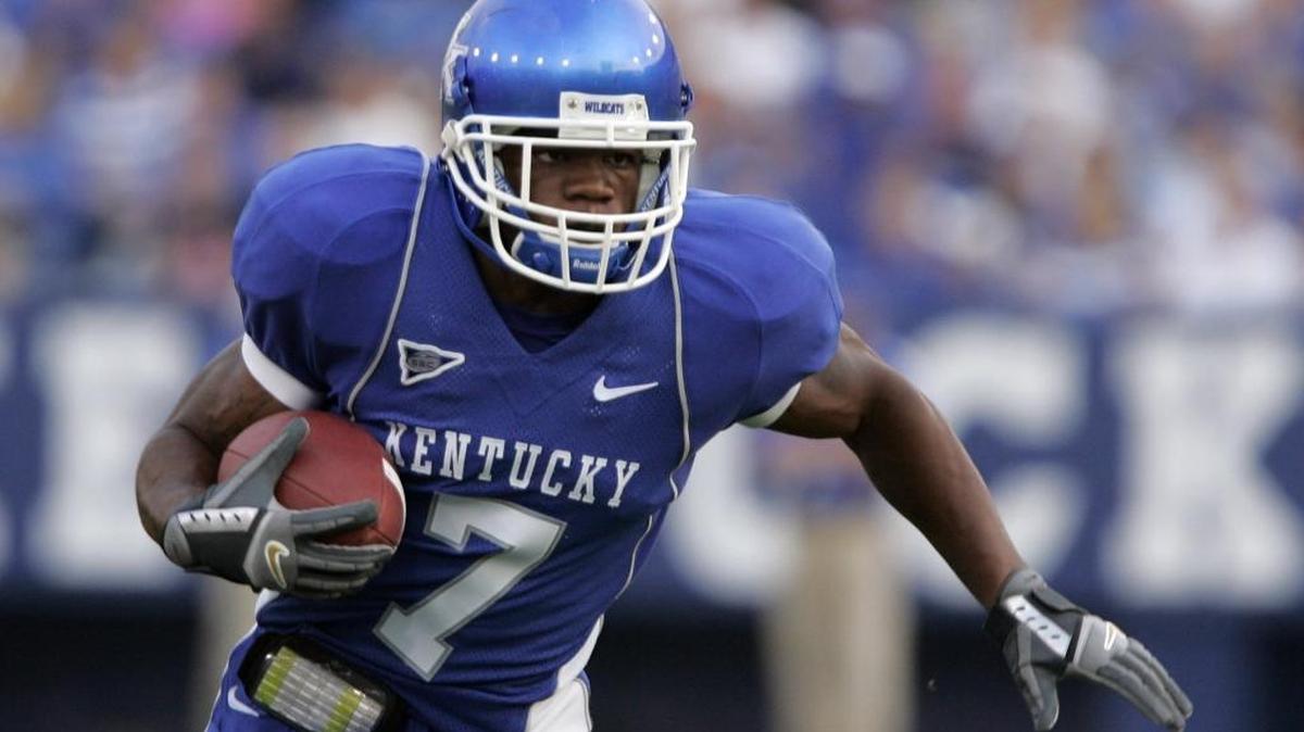 David Jones played defensive back at the University of Kentucky from 2005-08.