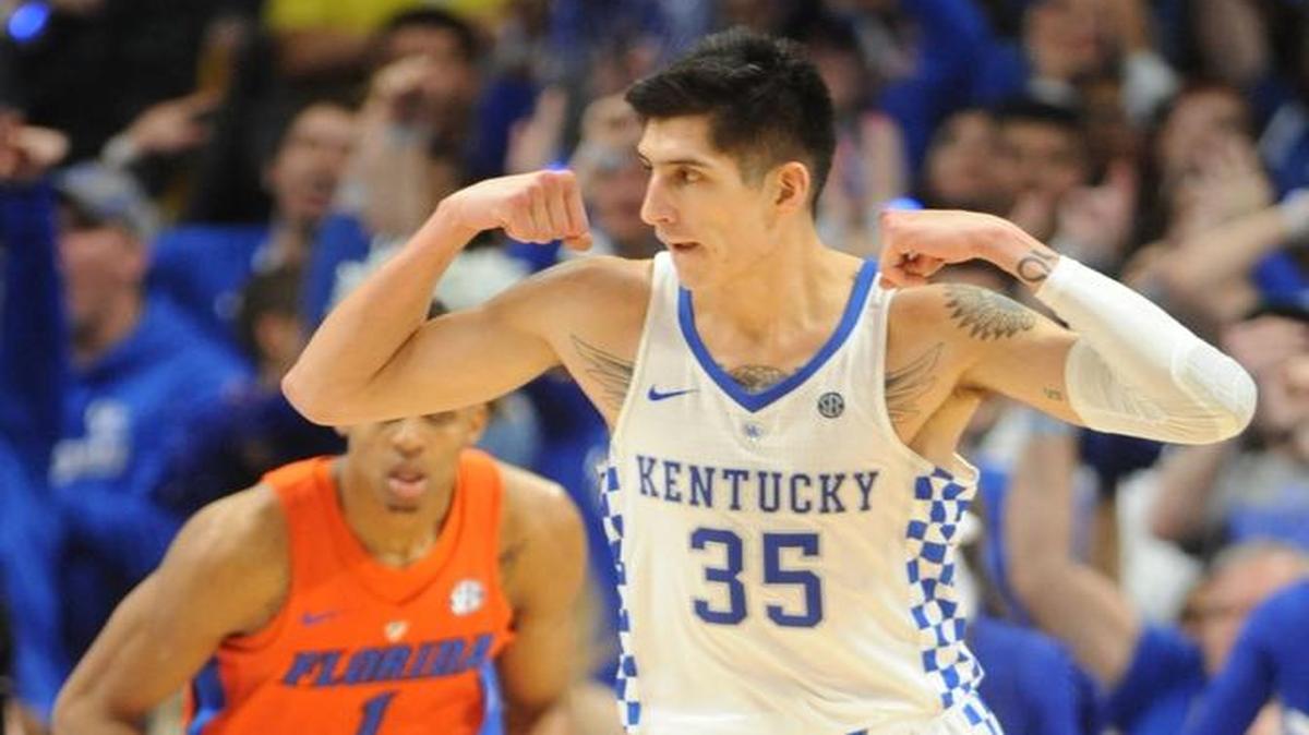Derek Willis celebrated after a dunk during the second half against Florida on Feb. 25.