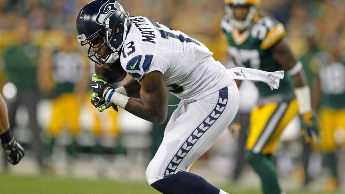 Seattle Seahawks wide receiver Chris Matthews tried to make a catch against the Green Bay Packers on Sunday Sept. 20, 2015, in Green Bay, Wis.