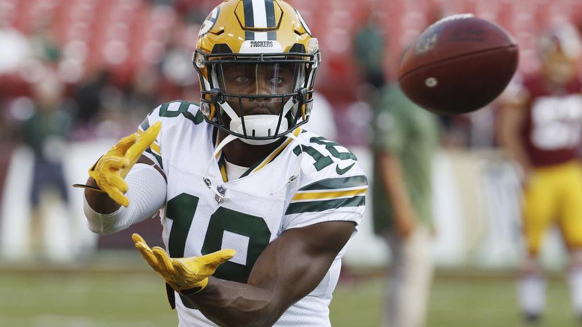 Green Bay Packers wide receiver Randall Cobb (18) warmed up before a preseason game against the Washington Redskins on Aug. 19, 2017.