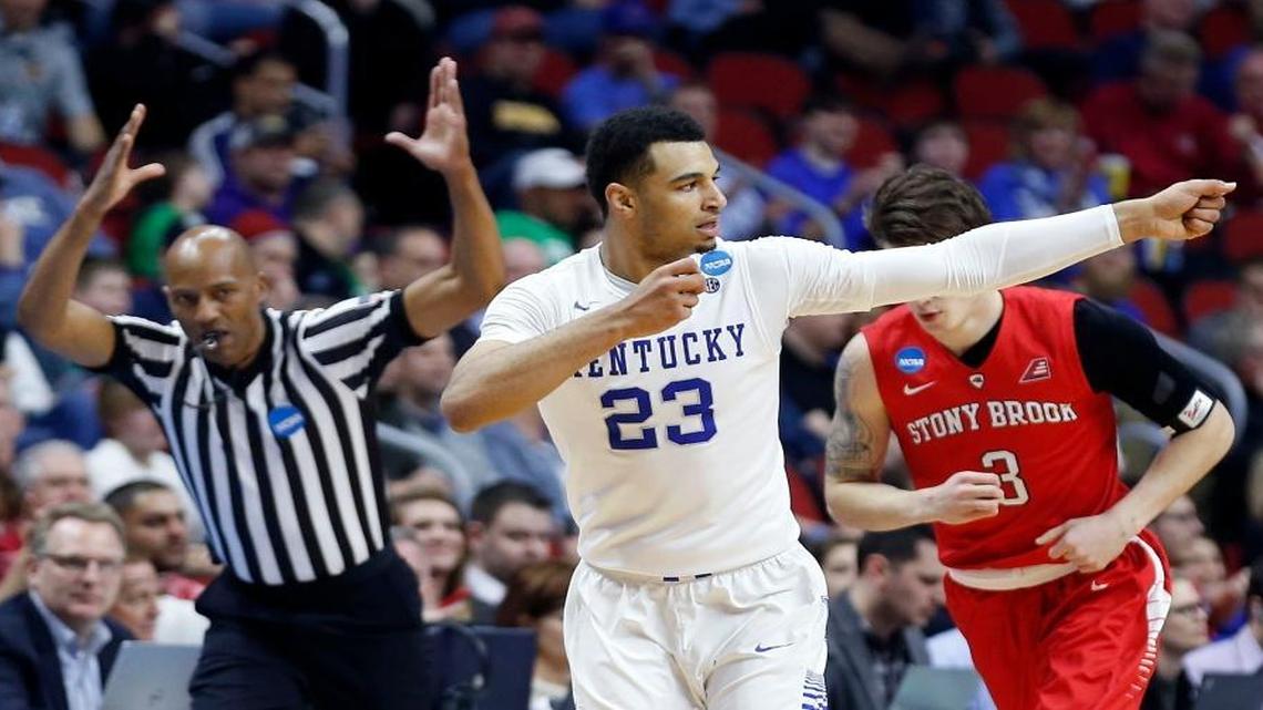 Kentucky guard Jamal Murray (23) shot his “arrow” after making a three-pointer during the second half against Stony Brook during the first round of the NCAA Tournament in in Des Moines, Iowa, on March 17.