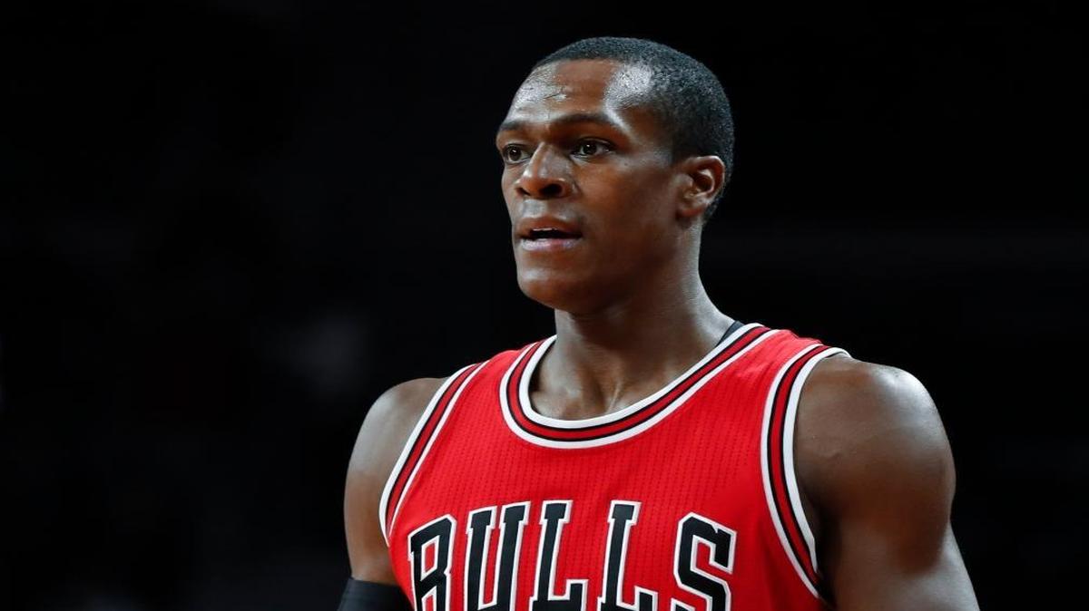 Chicago Bulls guard Rajon Rondo (9) watches against the Detroit Pistons in the first half of an NBA basketball game in Auburn Hills, Mich., Tuesday, Dec. 6, 2016.