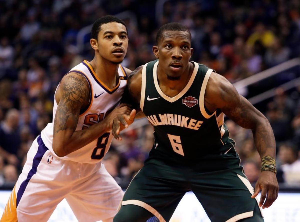 Milwaukee Bucks guard Eric Bledsoe (6) in the second half during an NBA basketball game against the Phoenix Suns, Wednesday, Nov 22, 2017, in Phoenix. The Bucks defeated the Suns 113-107 in overtime.
