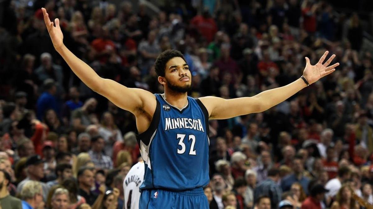 Timberwolves center Karl-Anthony Towns celebrated after hitting the game-winning shot against the Trail Blazers in Portland, Ore., on Saturday, April 9, 2016. The Timberwolves won 106-105.