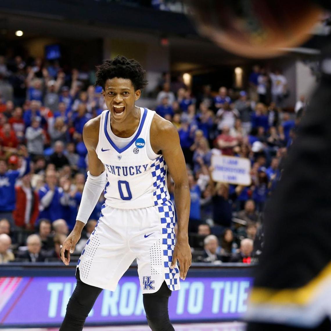 De’Aaron Fox averaged 16.7 points, 4.0 rebounds and 4.6 assists during his one season at Kentucky in 2016-17. The 6-foot-3 point guard weighed in at 169.6 pounds at the NBA Combine in 2017 but has added nearly 30 pounds since then.