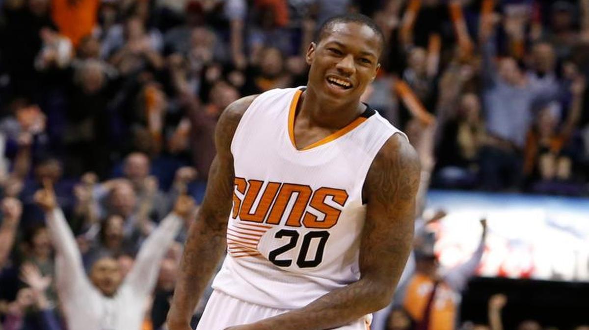 Phoenix Suns guard Archie Goodwin (20) in the third quarter during an NBA basketball game against the Atlanta Hawks, Saturday, Jan. 23, 2016, in Phoenix.