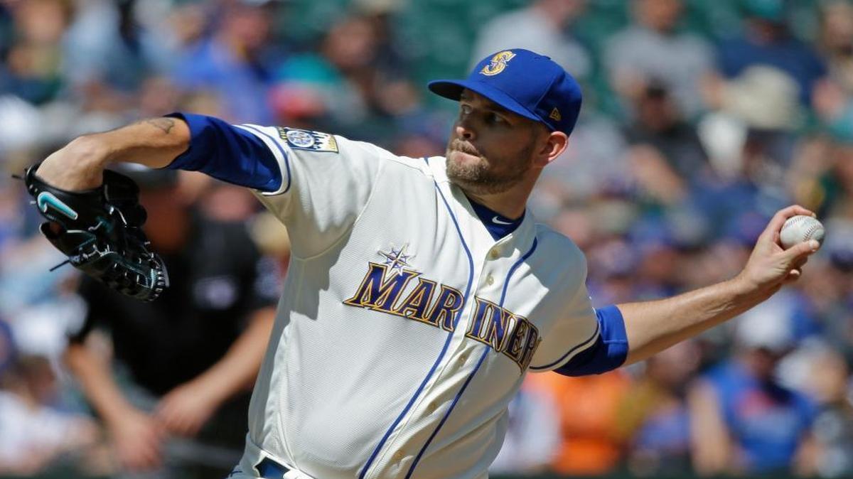 Seattle Mariners starting pitcher James Paxton throws against the New York Mets in the first inning of a baseball game, Sunday, July 30, 2017, in Seattle.