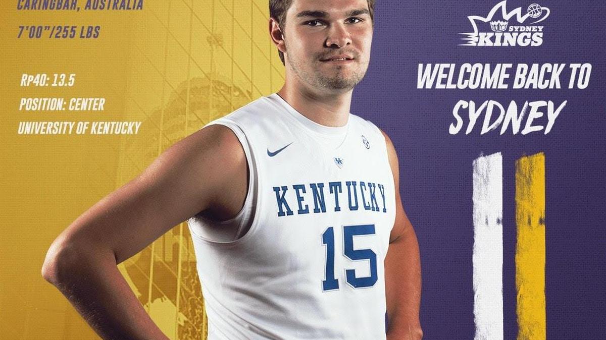 Former Kentucky basketball player Isaac Humphries has signed to play professional basketball in his home nation with the Sydney Kings