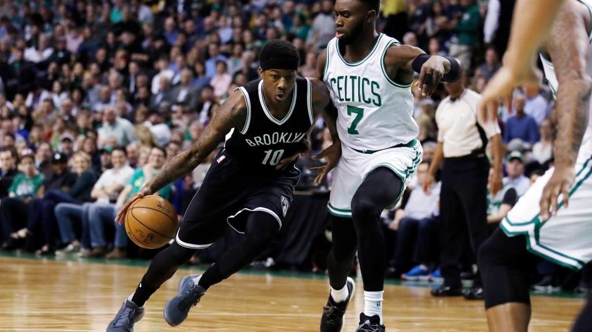 Archie Goodwin, left, signed a multi-year contract with the Nets in April.