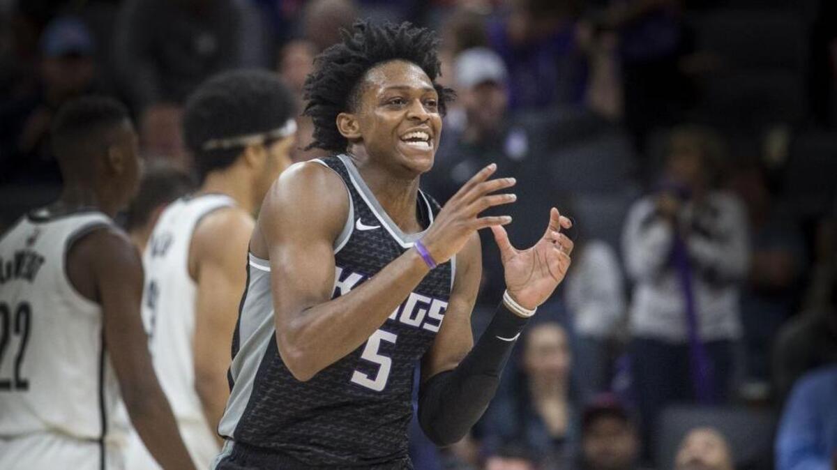 Sacramento Kings guard De’Aaron Fox hit a floater that sent his team’s game against the Brooklyn Nets to overtime Thursday.