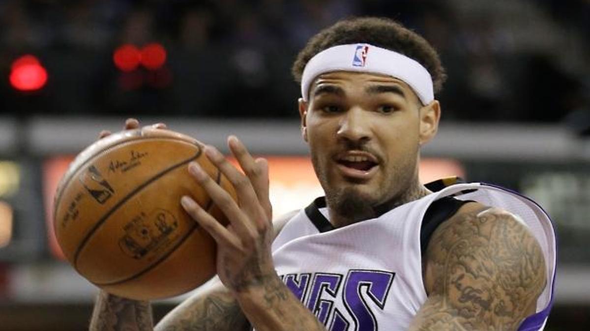 Sacramento Kings center Willie Cauley-Stein, left, grabbed a rebound against San Antonio Spurs center Boris Diaw during the first quarter on Feb. 24 in Sacramento, Calif.